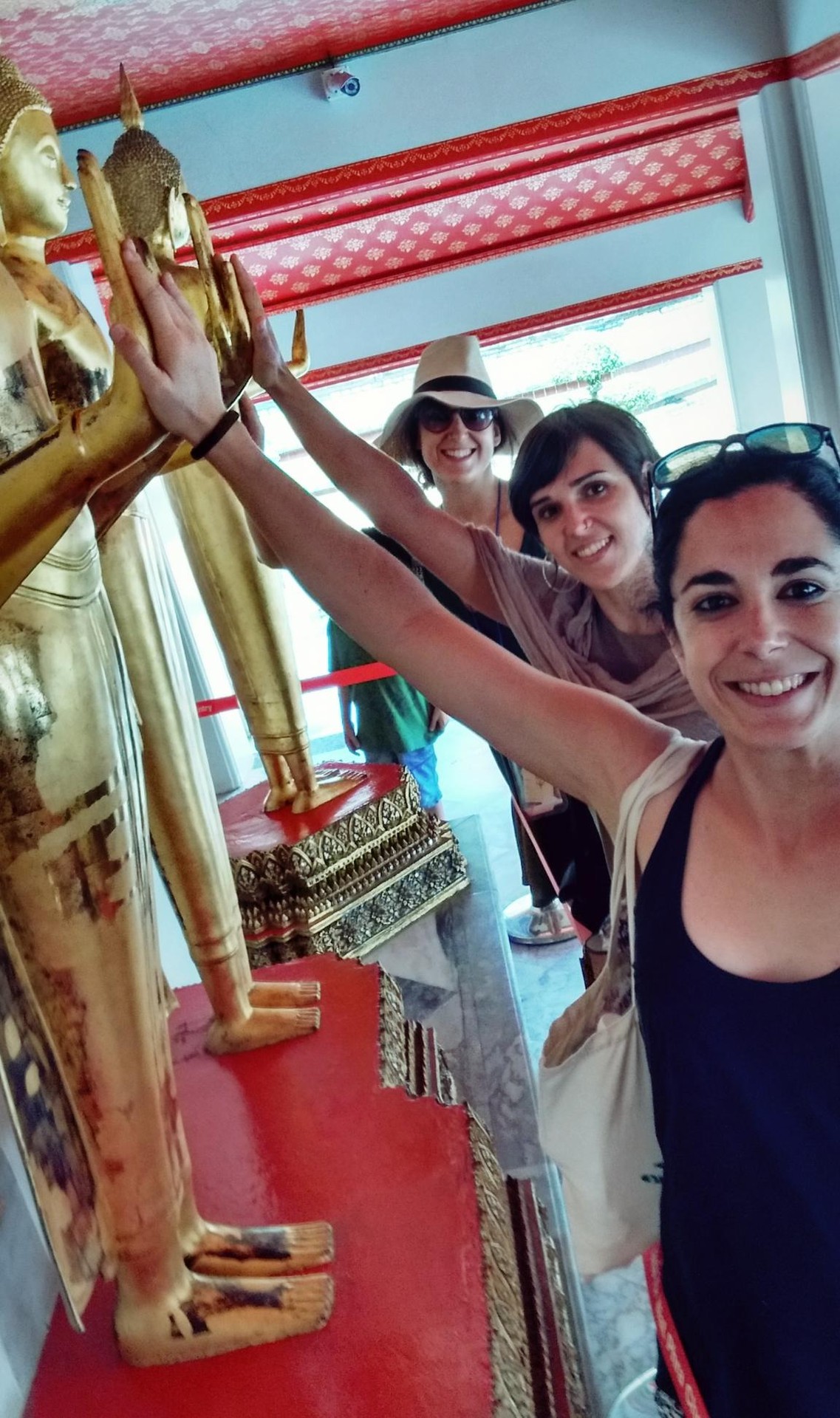 Oporretan ere eman bostekoa euskarari!! Bangkok