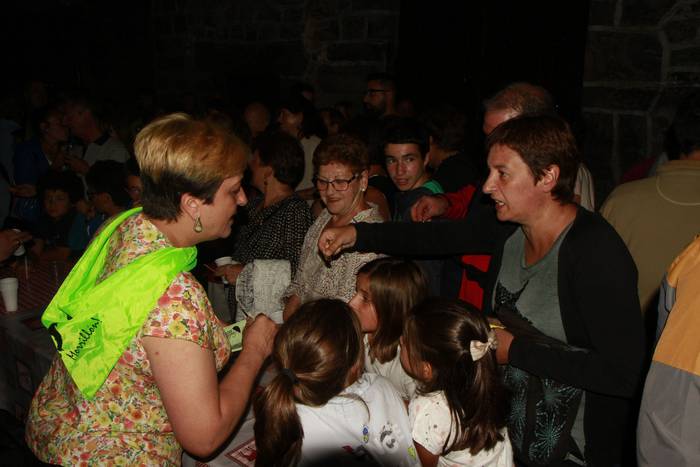 Morrillon lagun, joko artean 28 1502906264985