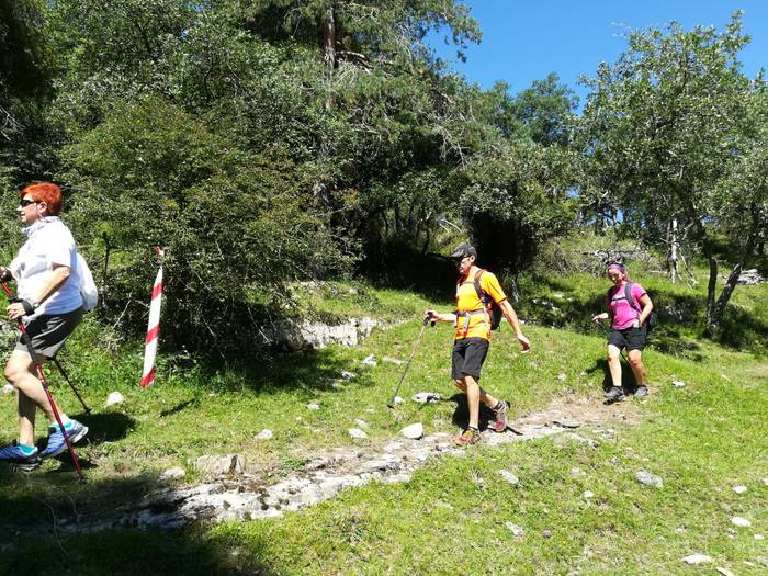 Eguzkia lagun, jende ugari b 56 1501332788063