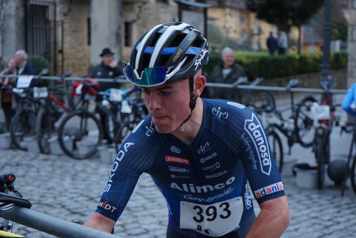 400 kirolarik parte hartu zu 86 1767282802830