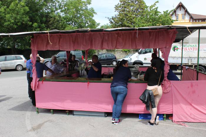 San Isidro Azokak jende ugar 77 1494853715070