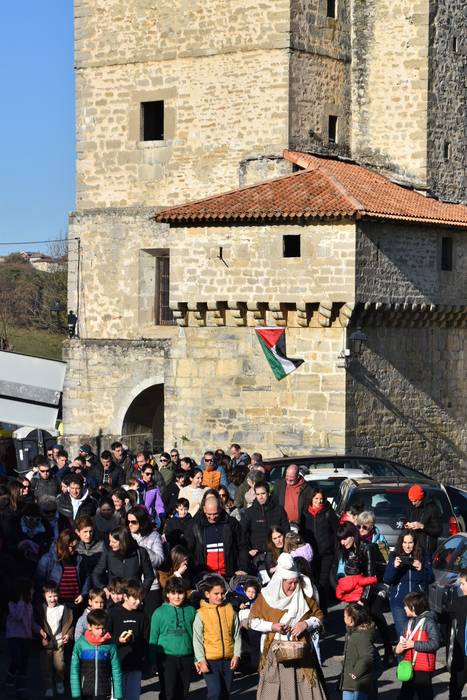 Olentzerok eta Mari Domingik 9 1765801040816