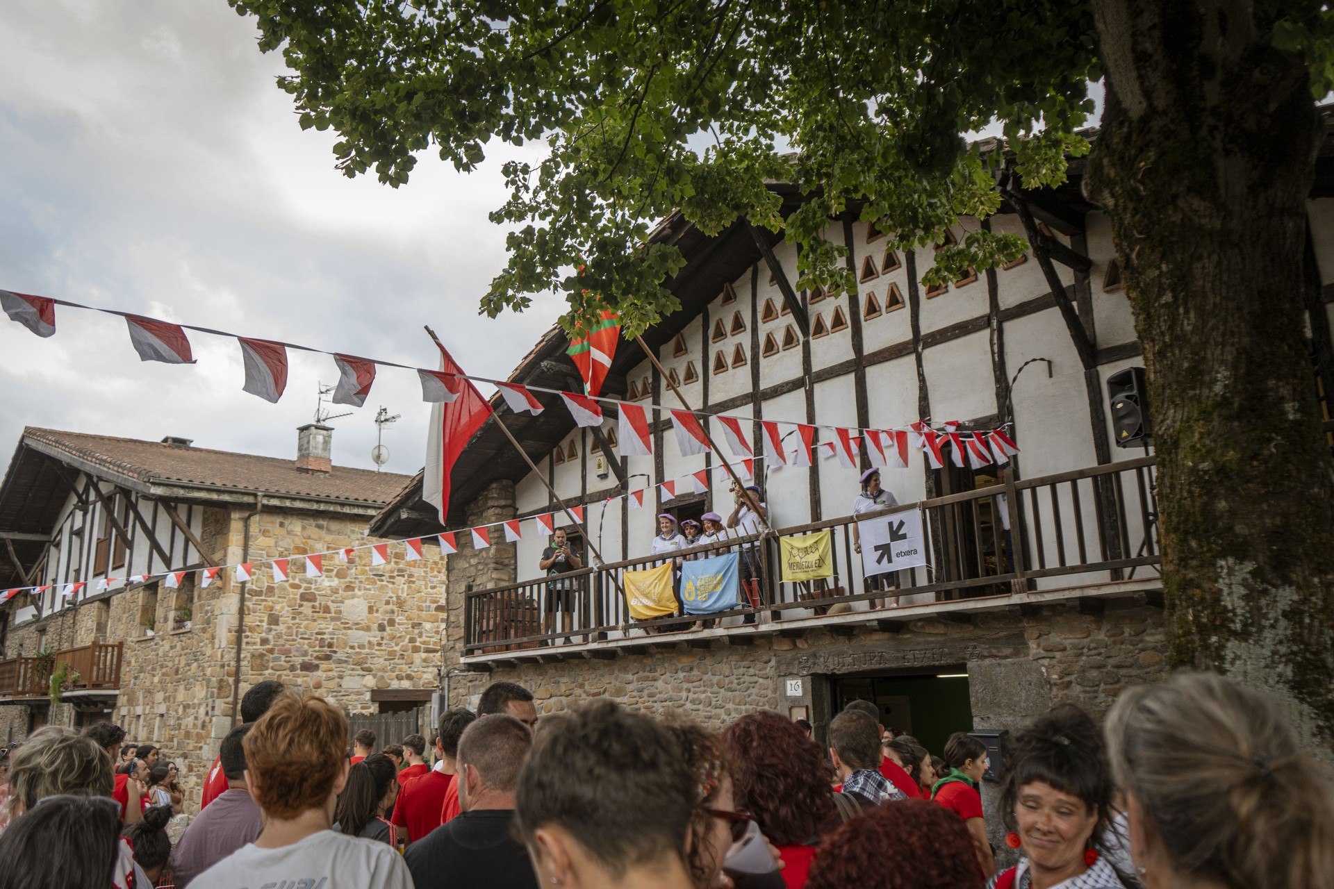 Aretako Kultur Etxeko taberna zerbitzua martxan berriz