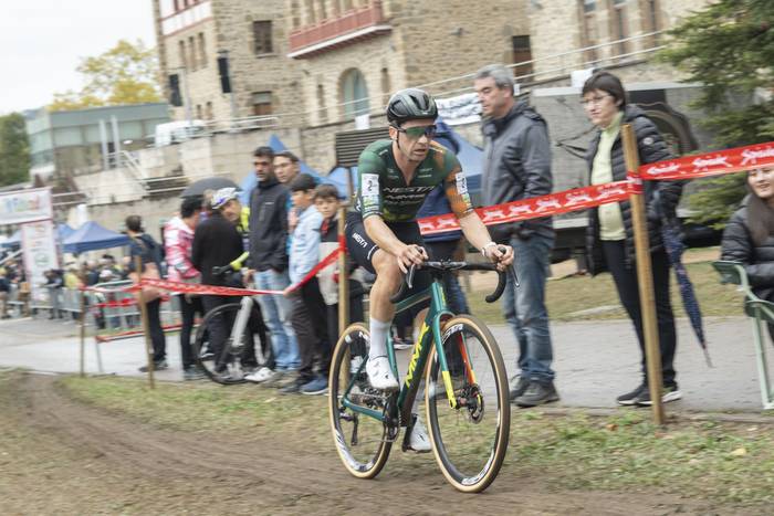 Lucia Gonzalezek eta Kevin S 64 1762015304583