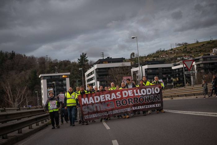 Fabrika barrura eraman dute  12 1769714920964