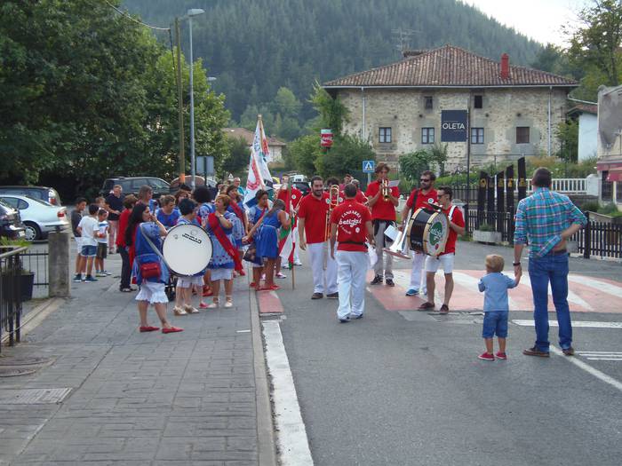 Luiaondoko Jaietako txupinaz 8 1501053352229