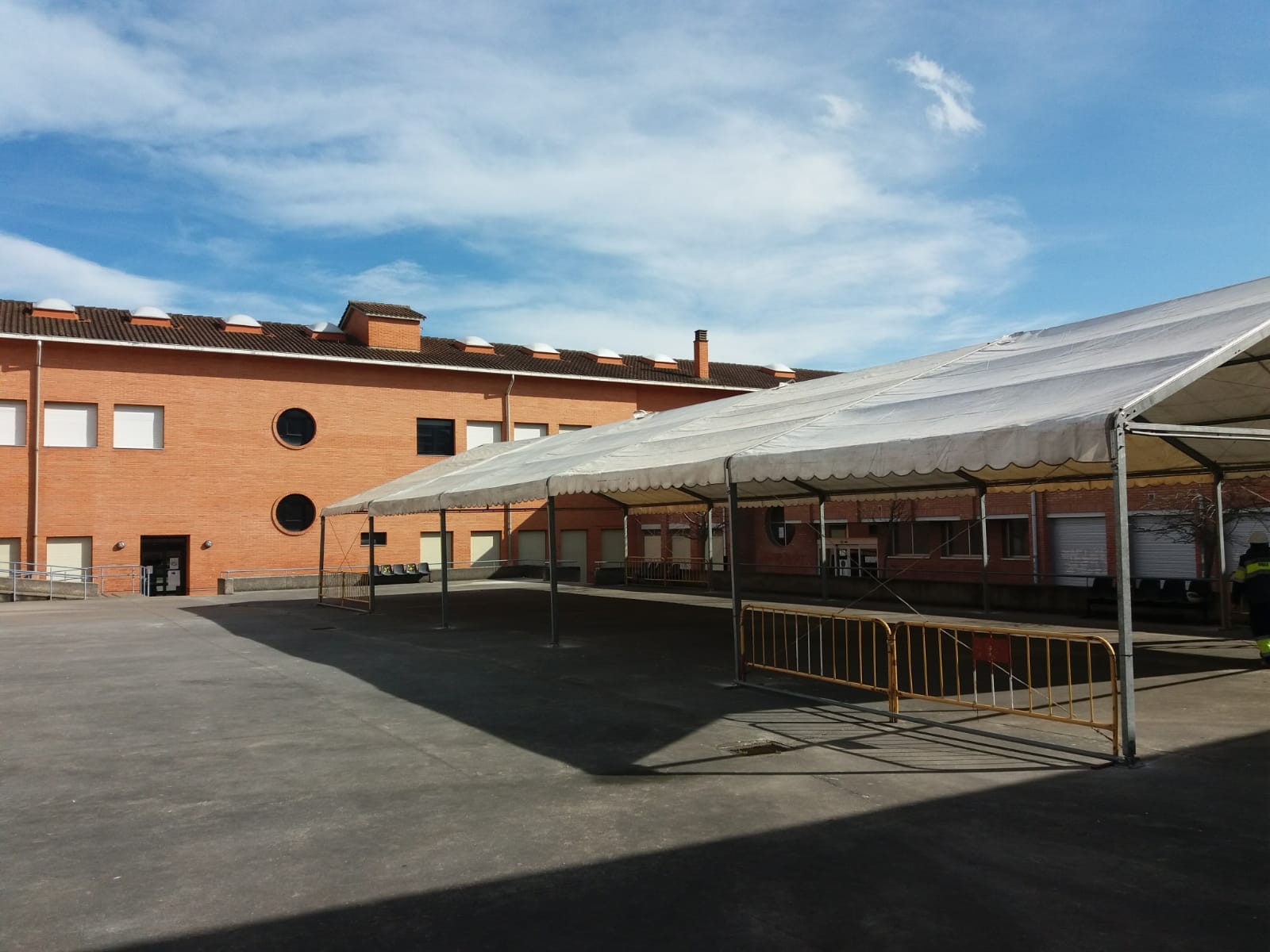Amurrioko Udalak udal-karpa instalatu du Zaraobe Institutuan