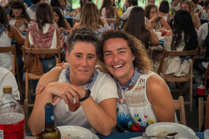 Ehunka lagun bildu dituzte j 107 1757018628944