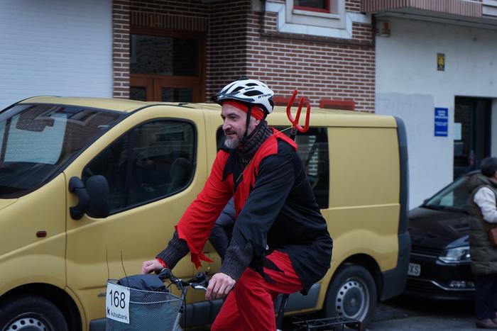 400 kirolarik parte hartu zu 157 1767283087308