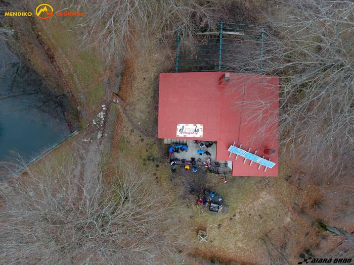 Aldapan gora agurtu dute Men 12 1514875721581