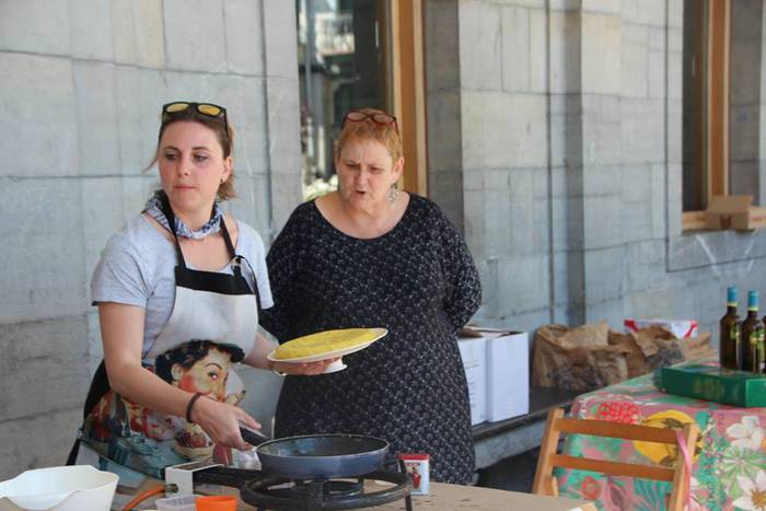 Otxomaioek jendez bete dute  13 1494233037113