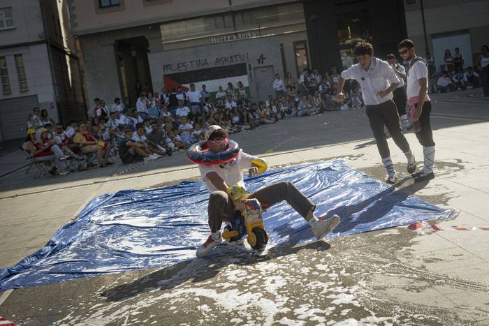 Arratsalde frenetikoa Laudio 60 1756498831324