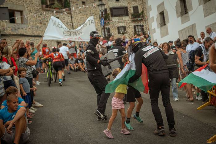 Bizikletak irudimenez jantzi 76 1757325874156