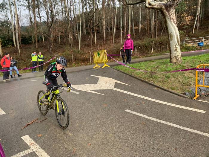 Zirkuitu gogorra izan zuten  39 1768228093797