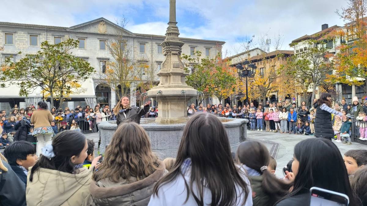 Euskarazko abestiak atera zituzten kalera Urduñako ikasleek atzo