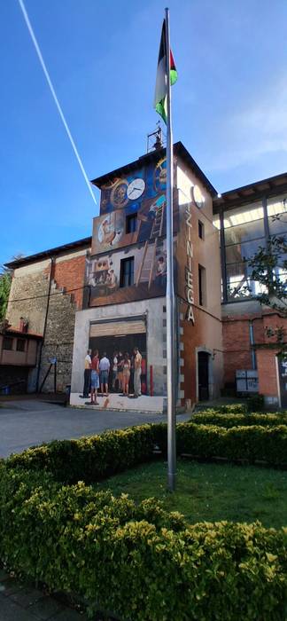 Trikitilari eta panderojole  27 1771781995675