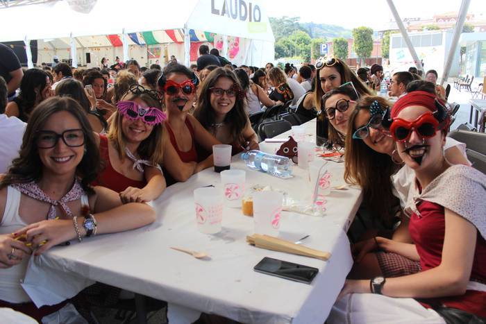 Aldai plaza txiki geratu da  1 1503586095023