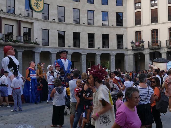 Dantza eta sua uztartu zitue 43 1661604259201