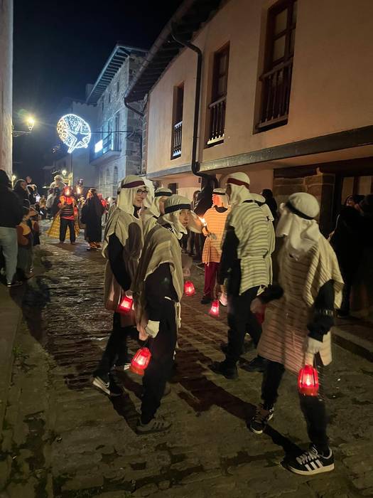 Hiru Errege Magoek ilusioz b 106 1767729417829