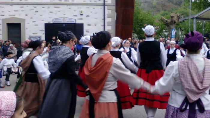 Dantza eta musika artean has 1 1524868723271