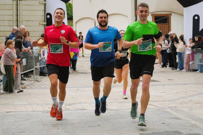 Hirurehundik gora korrikalar 53 1761471922047