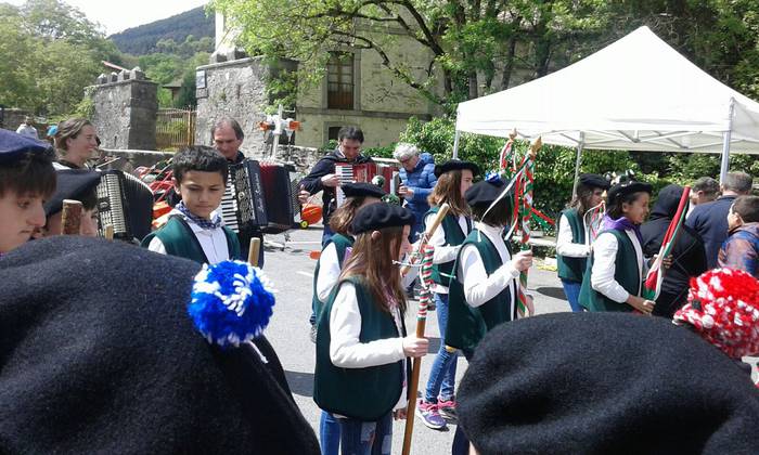 Aiarako Jaien giroa berotu d 8 1493393743235