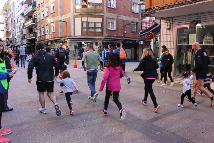 300 korrikalari baino gehiag 170 1517151208980