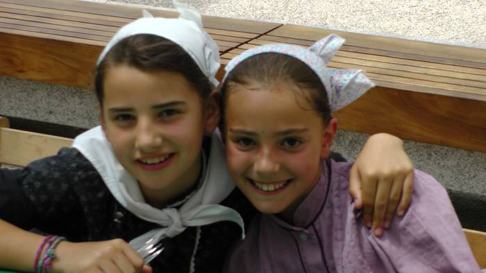 Dantza taldeak taldeak izan  23 1496041510130