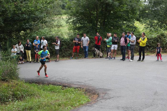 Auzoko mendiak zeharkatu zit 16 1498470744964