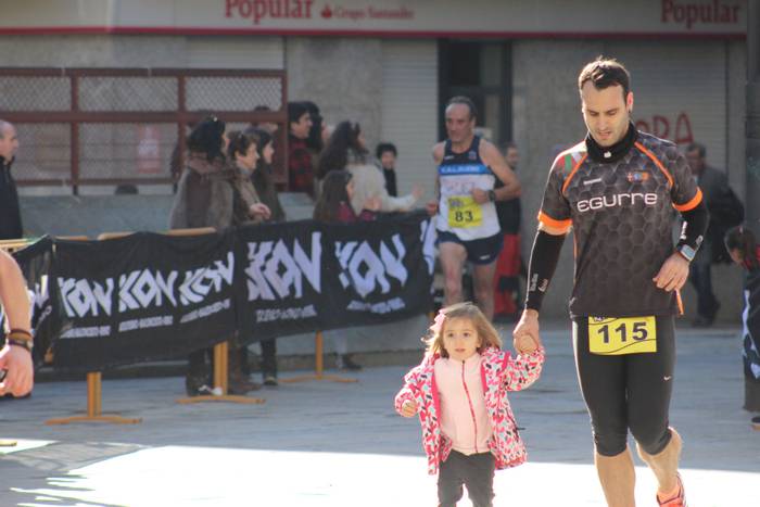 300 korrikalari baino gehiag 97 1517150537955