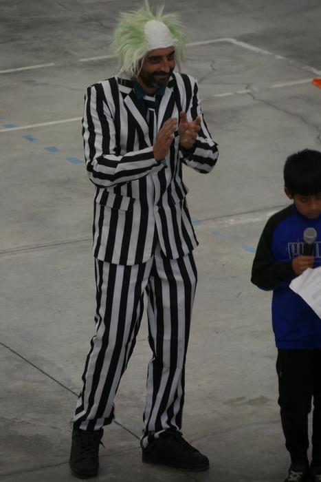 Desfilerik gabe, baina dantz 8 1770996916303