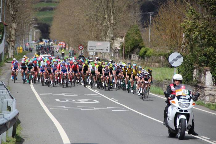 Euskal Herriko itzuliak esku 42 1522854201901