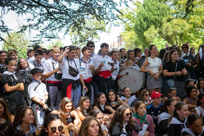 Amurrioko Kuadrillek ate jok 22 1755001080884