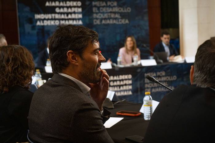 Protesta artean ekin du bide 32 1764159859657