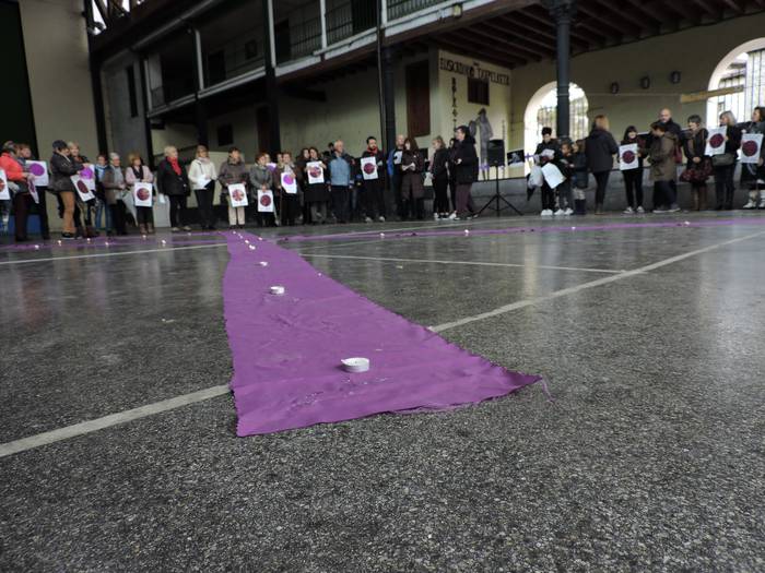 Aldarri ozena genero indarke 12 1511632364840