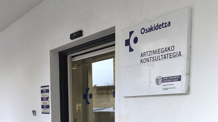 Artziniegak badu medikua, eta bigarrena batuko da laster