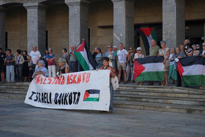 Palestinaren aldeko burrunba 42 1757103543766