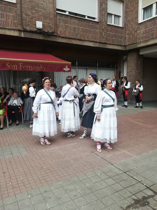 San Fernando Jaiek girotu du 3 1527537218567