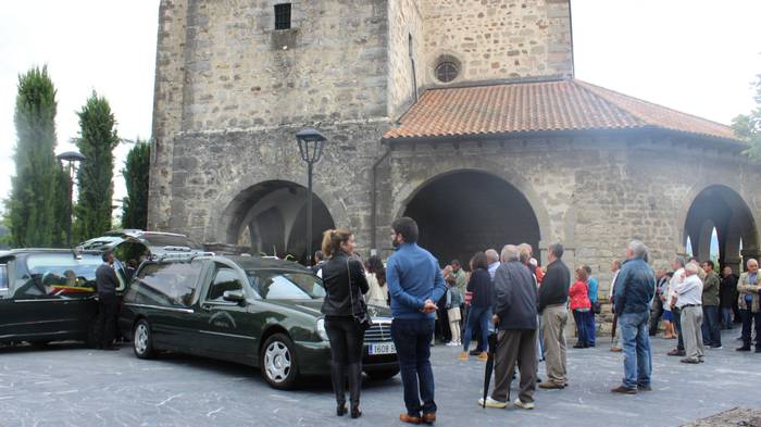 Hainbat alderdietako kideak  6 1500921951431