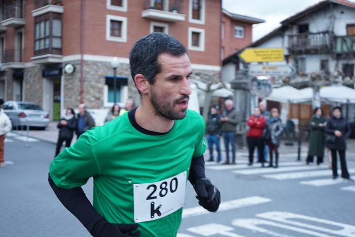 400 kirolarik parte hartu zu 63 1767282436946