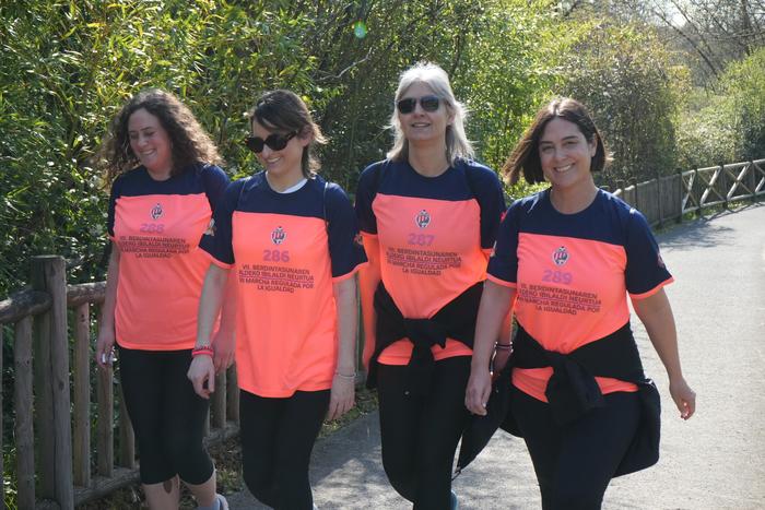 Ehunka lagunek parte hartu d 71 1774179370756