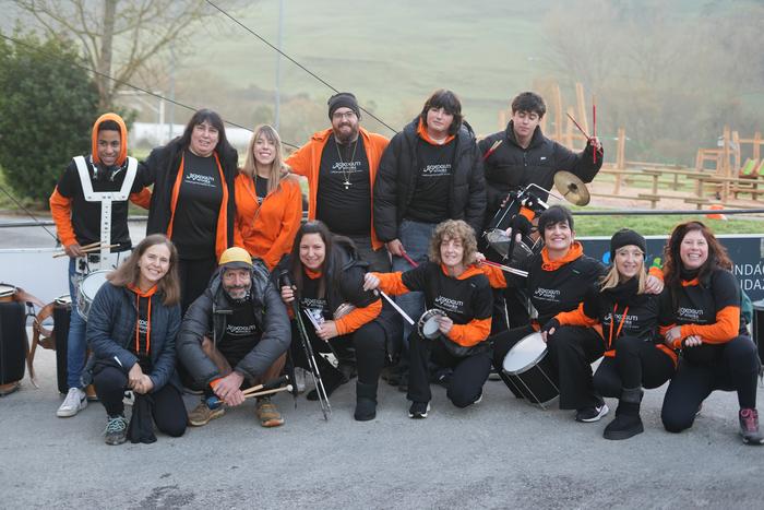 500 lagunek parte hartu dute 23 1765635292870