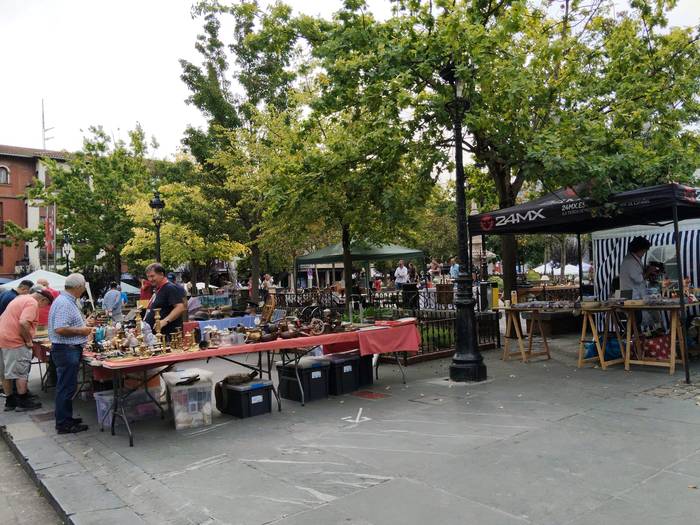 Antzinako objektuz eta bildu 23 1758390851623