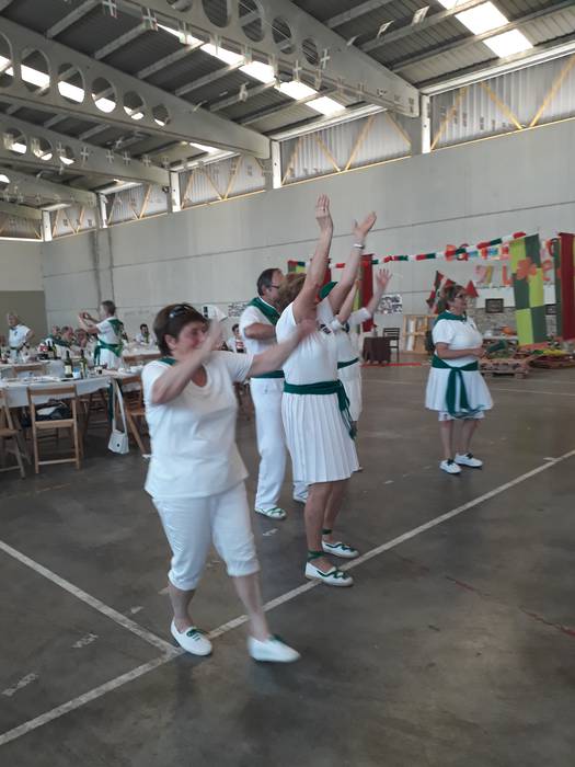 Dantza Lagunak taldeak 51. u 53 1498038644563