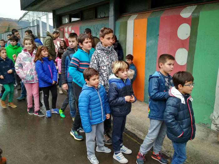 Bukatu da gabonetako tenis t 5 1514275440903