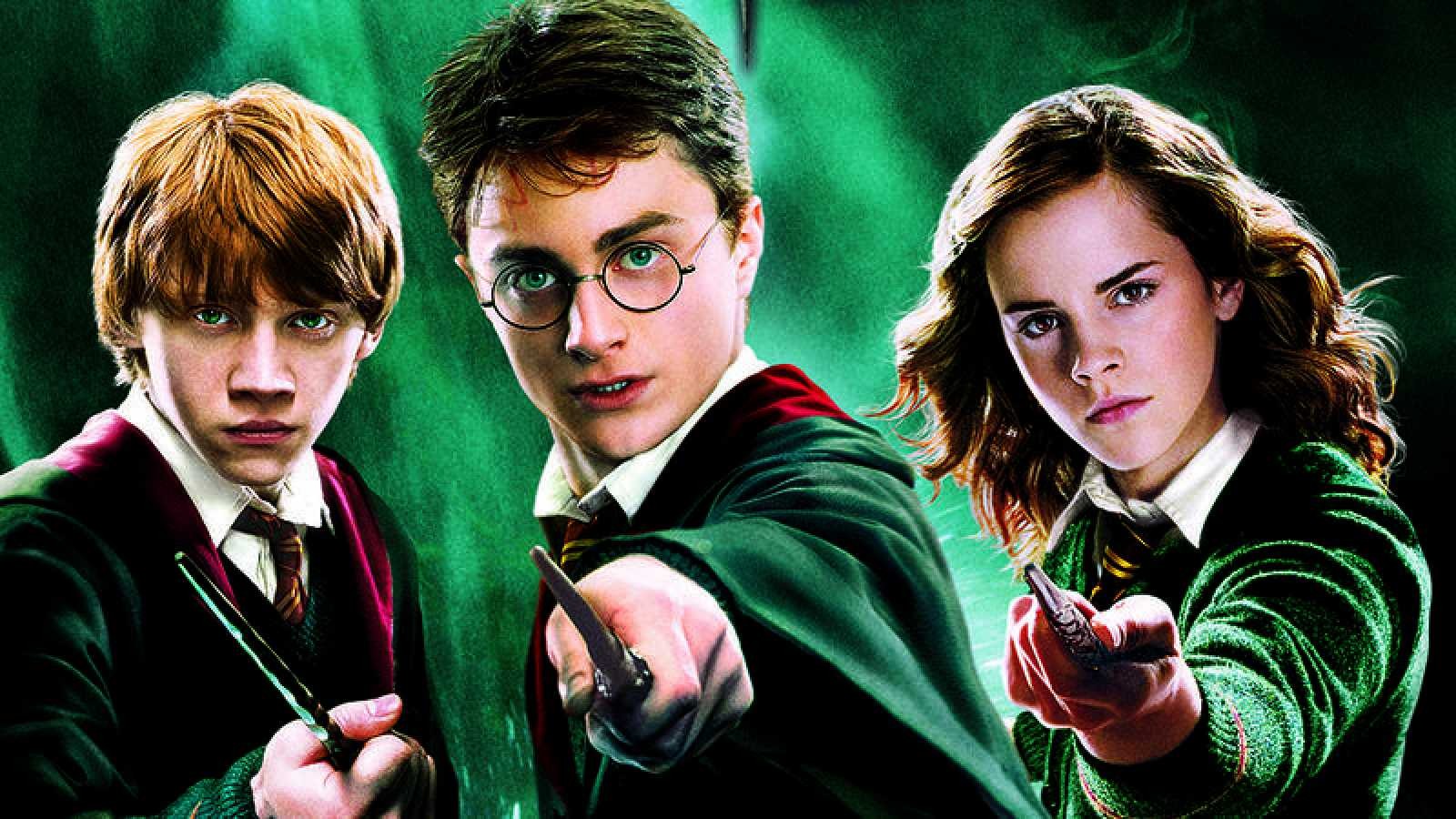 Harry Potterrek ez du irakurtzea gogoko, baina orriak markatzen badaki