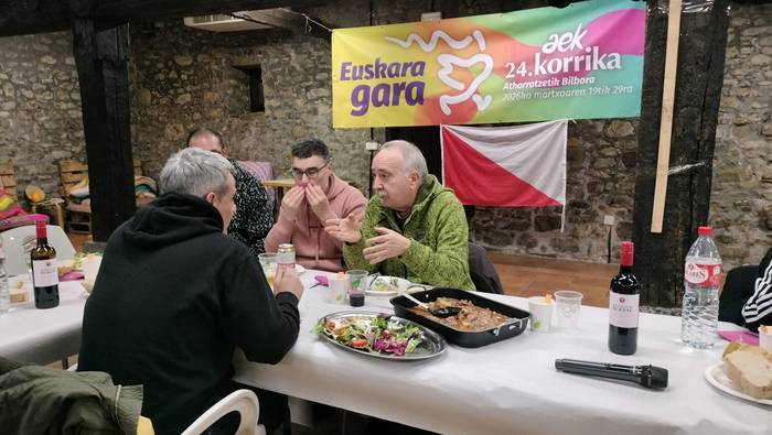 Bertsolaritzak badu harrobia 10 1770485493344