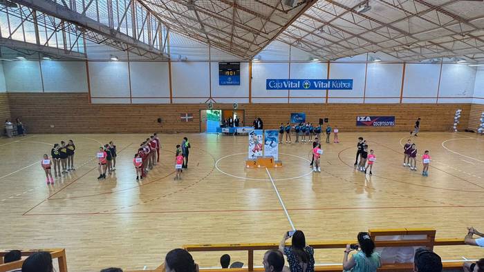 Lagunarteko giroa nagusi Lau 8 1751280228130