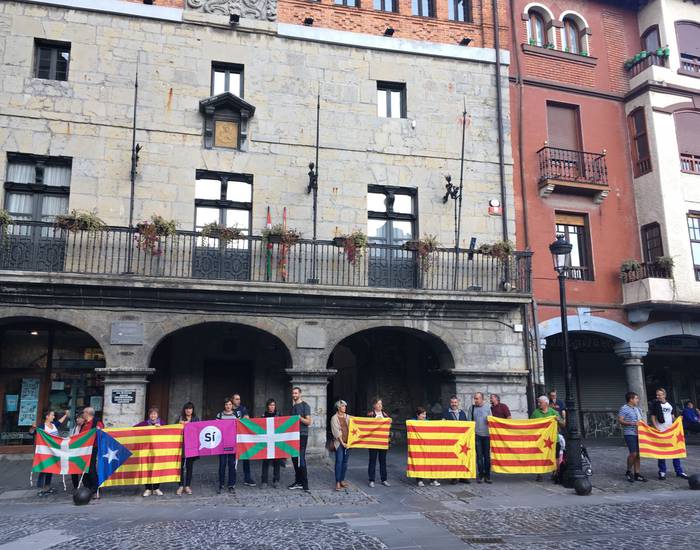 Ehunka aiaraldear mobilizatu 20 1505934108835