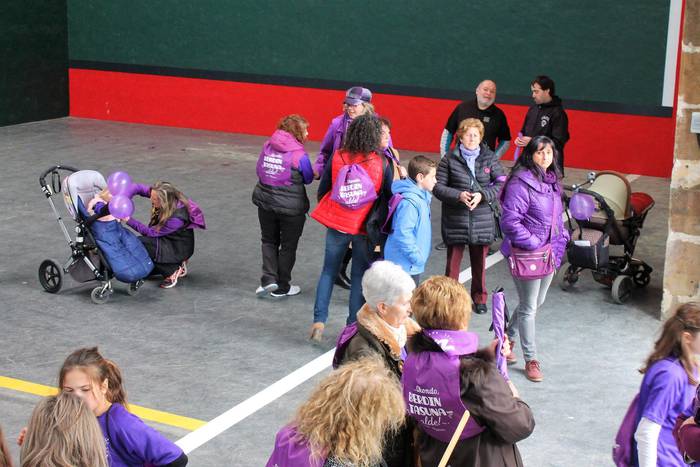 Berdintasunaren aldeko martx 14 1520861038512